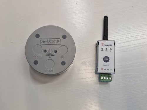 Bezdrátová indukční smyčka s radarem pro závory, vrata a brány pro automatické otevírání